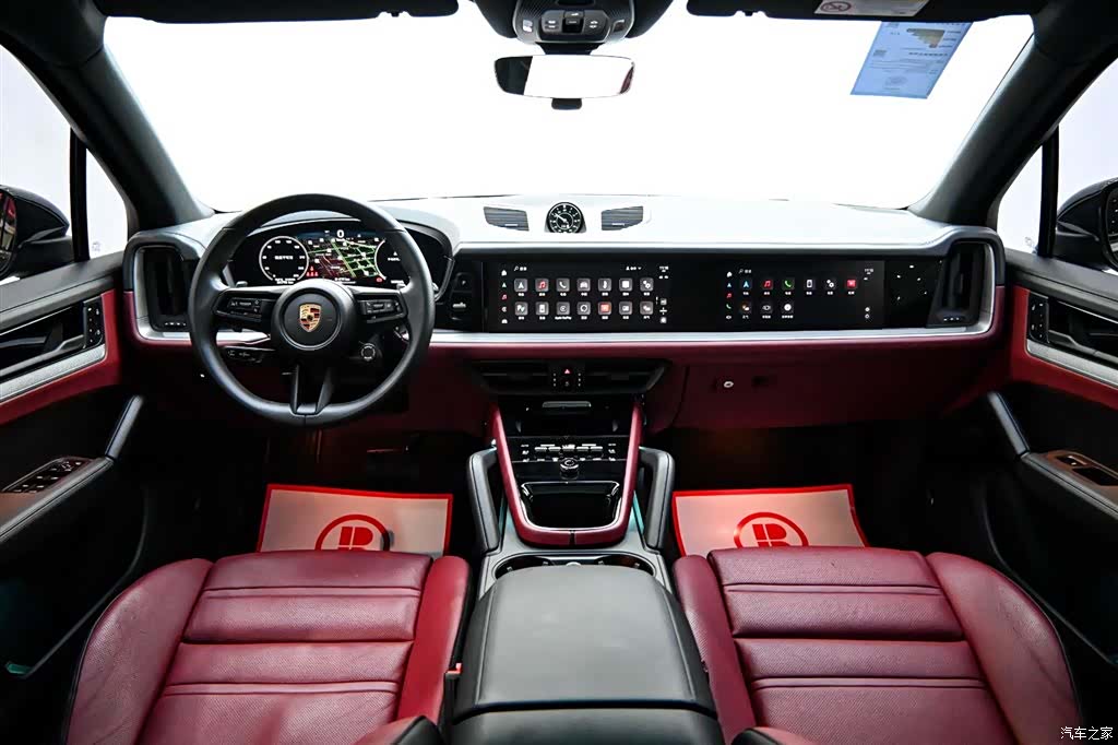 Porsche Cayenne, 2024 12