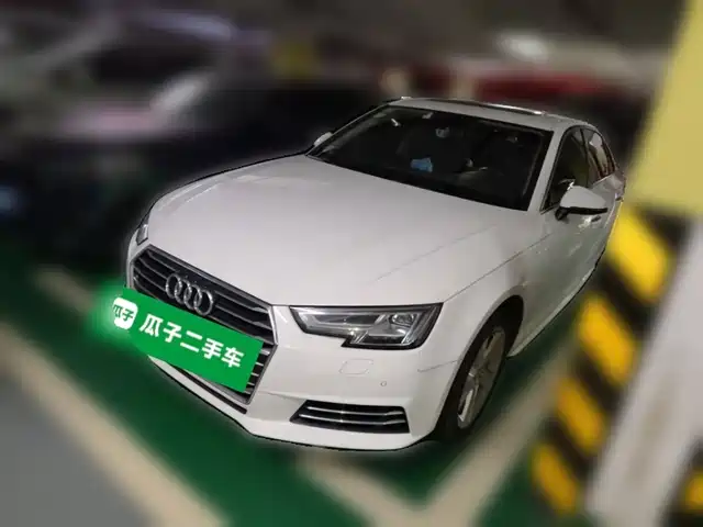 Audi A4L 2018 — купить из Китая под заказ