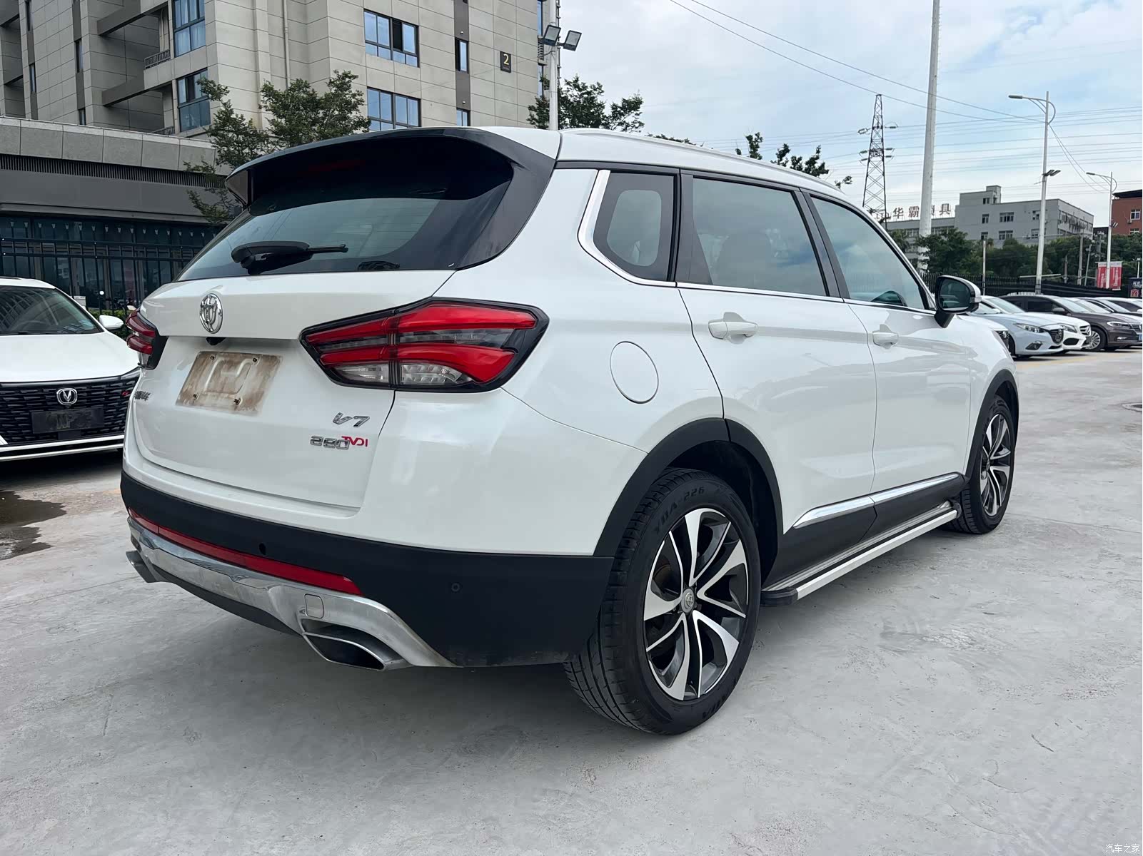 HuaChenZhongHua V7, 2018 全部照片