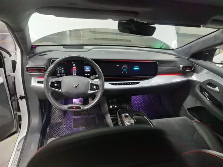 ARCFOX ji hu a er fa S 2022 HI ban gao jie ban