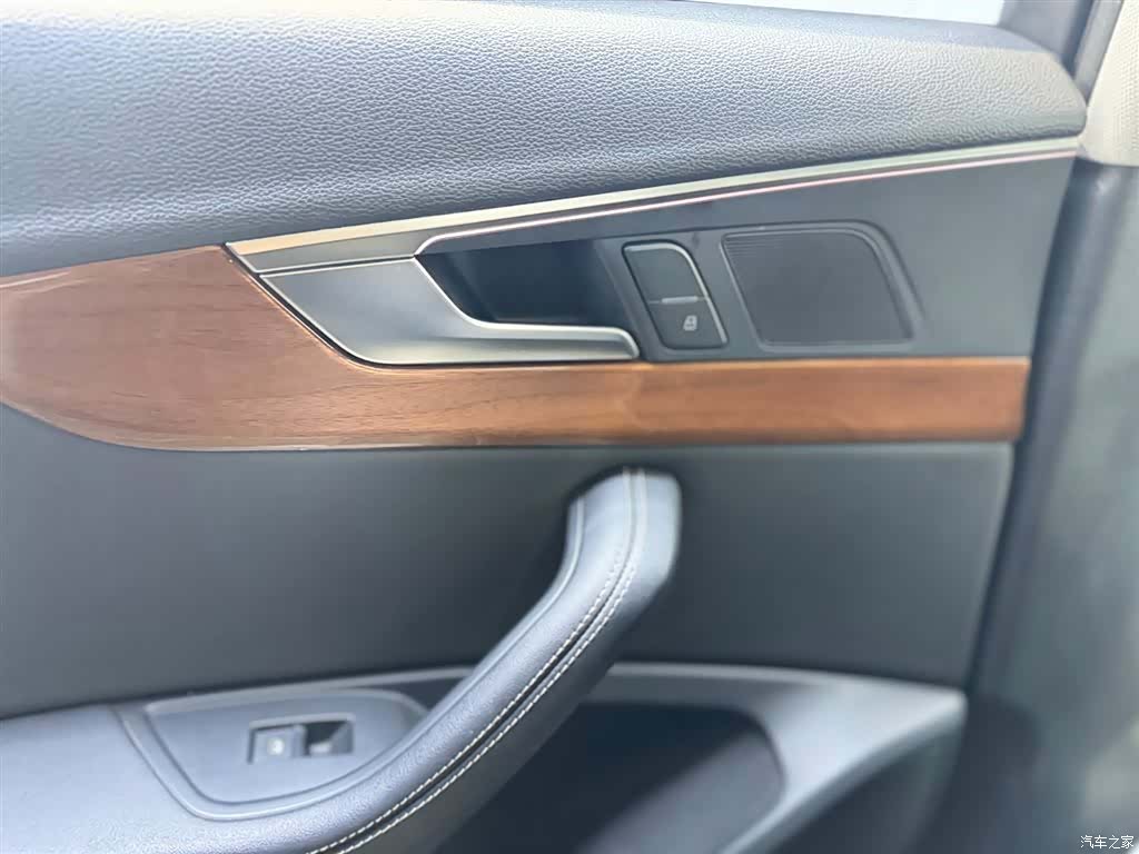 Audi A4L, 2020 9