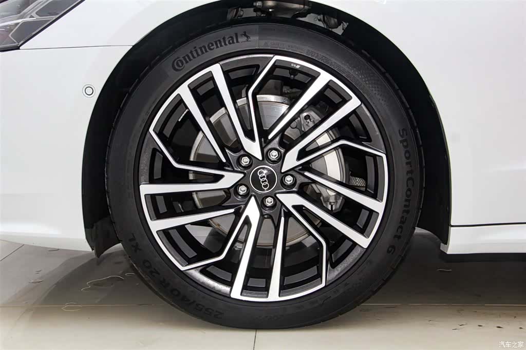 Audi A7, 2025 34