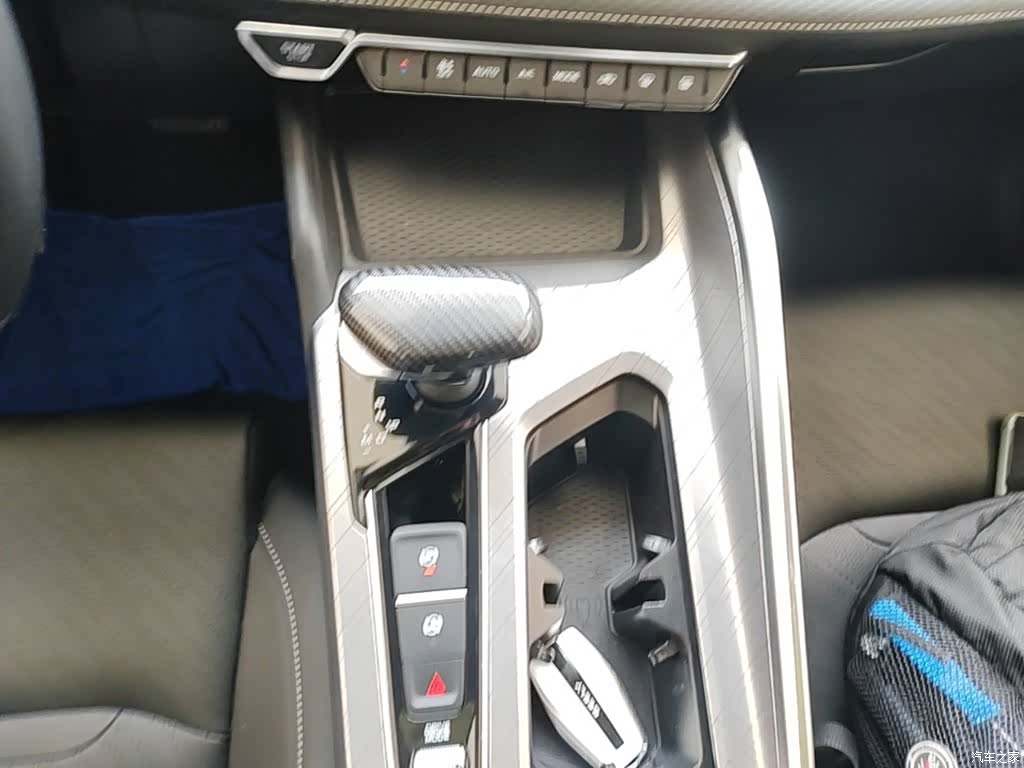 Geely Preface, 2022 14