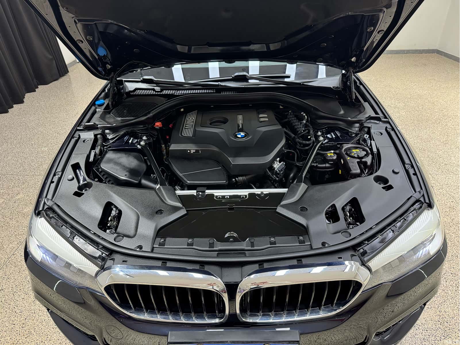 BMW 5 Series, 2017 41