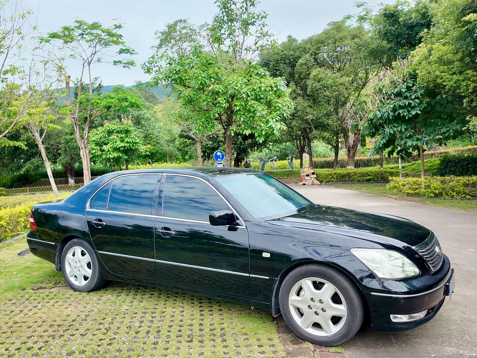 Lexus LS, 2004 33