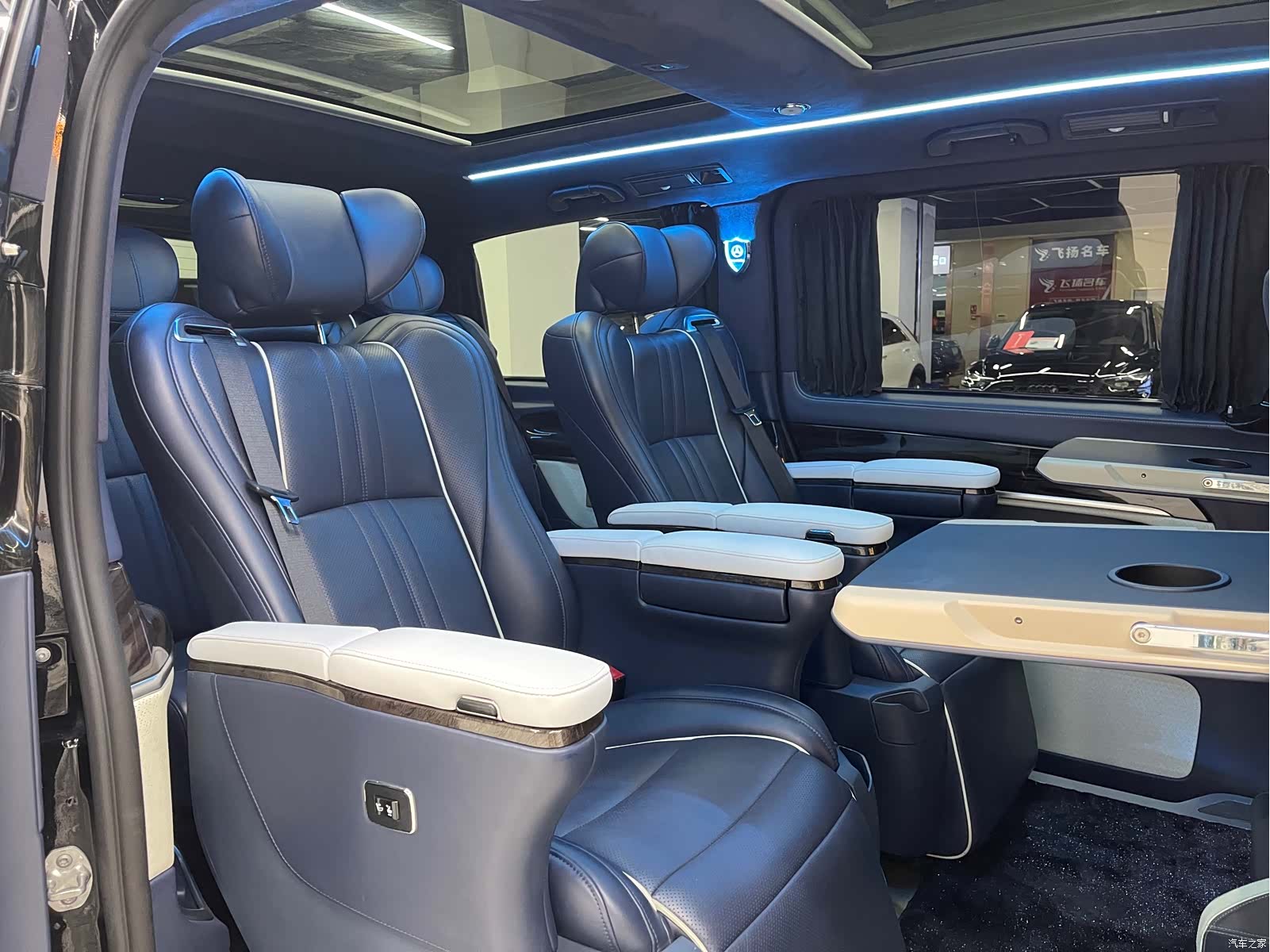 Mercedes-Benz V-Class, 2020 13