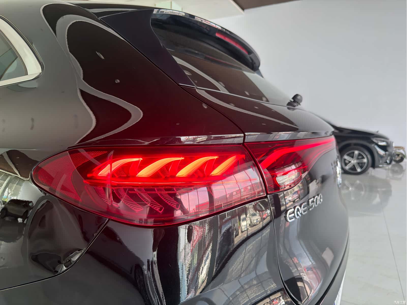 Mercedes-Benz EQE, 2025 13