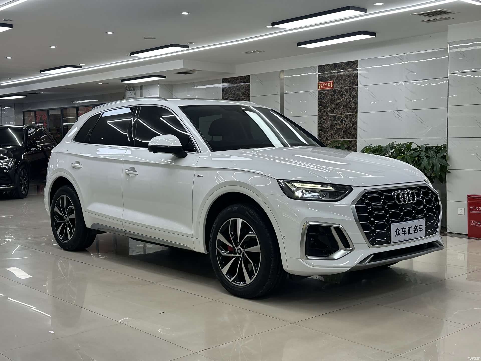 Audi Q5L, 2022 3