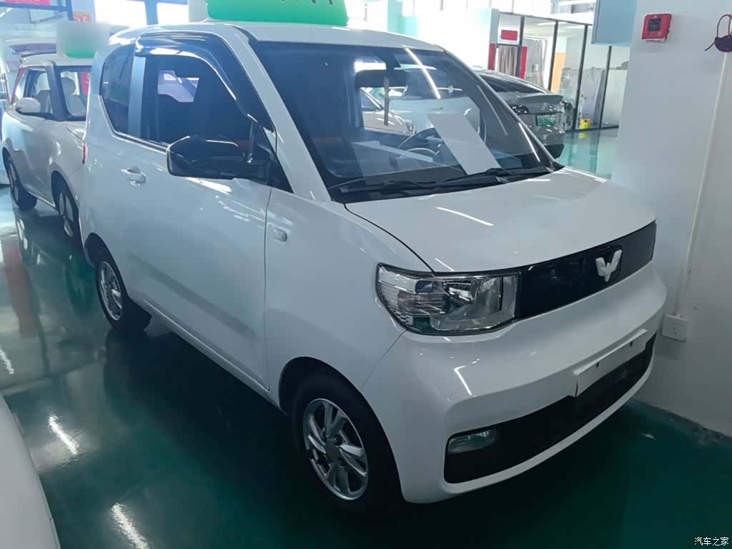 Wuling MINIEV, 2021 4