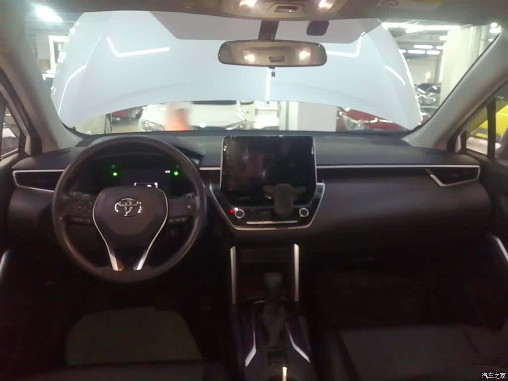 Toyota Frontlander, 2024 10