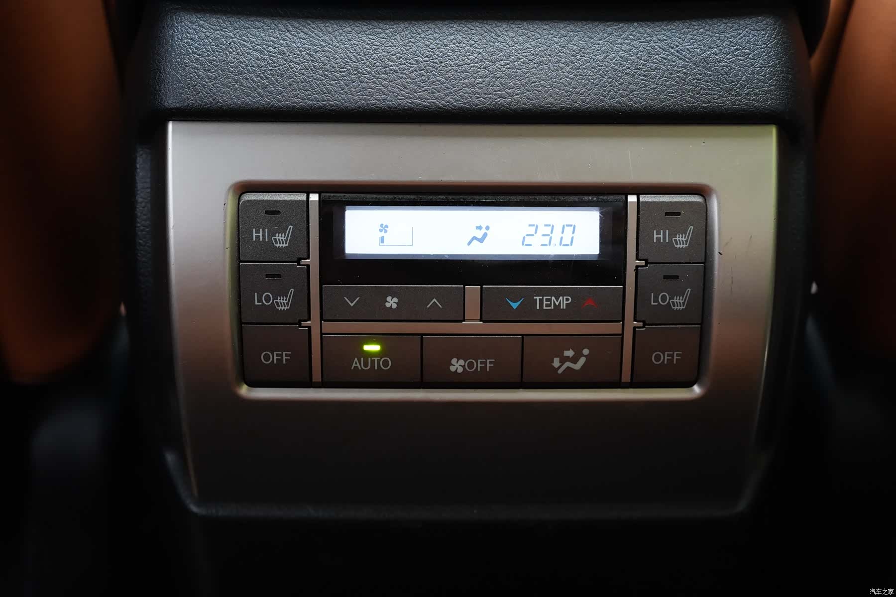 Lexus GX, 2014 24