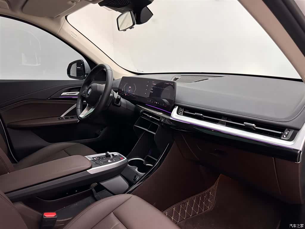 BMW X1, 2024 11