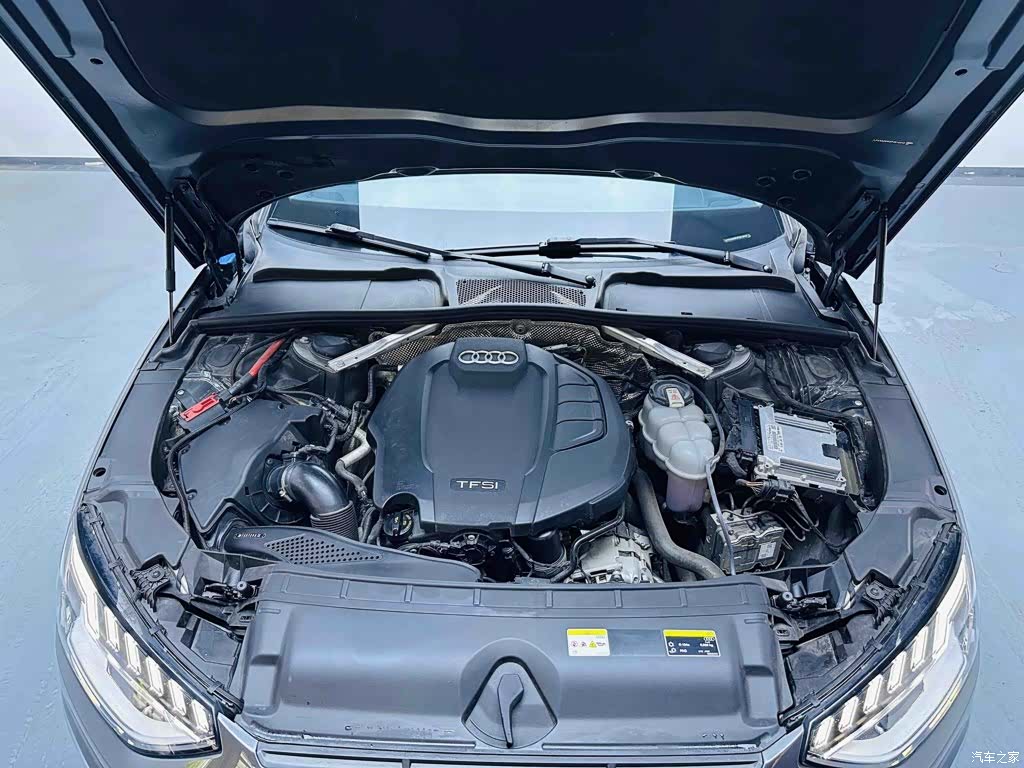 Audi A4L, 2023 20