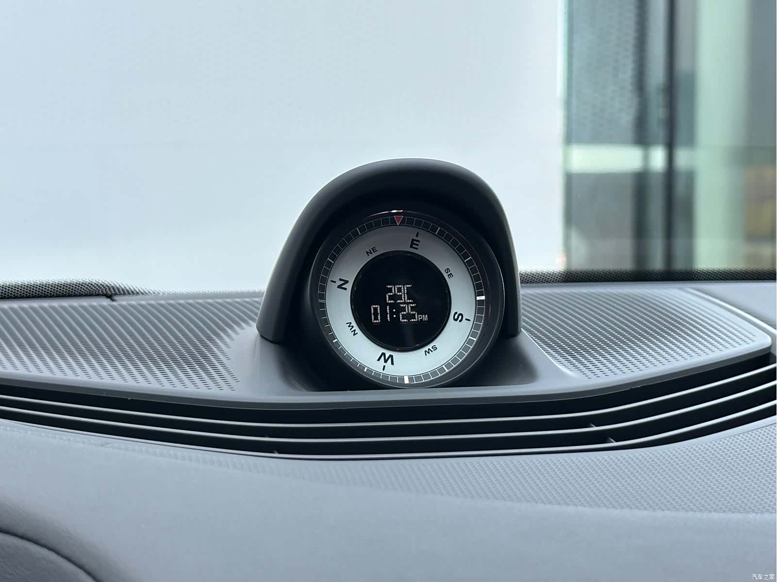 Porsche Taycan, 2023 19