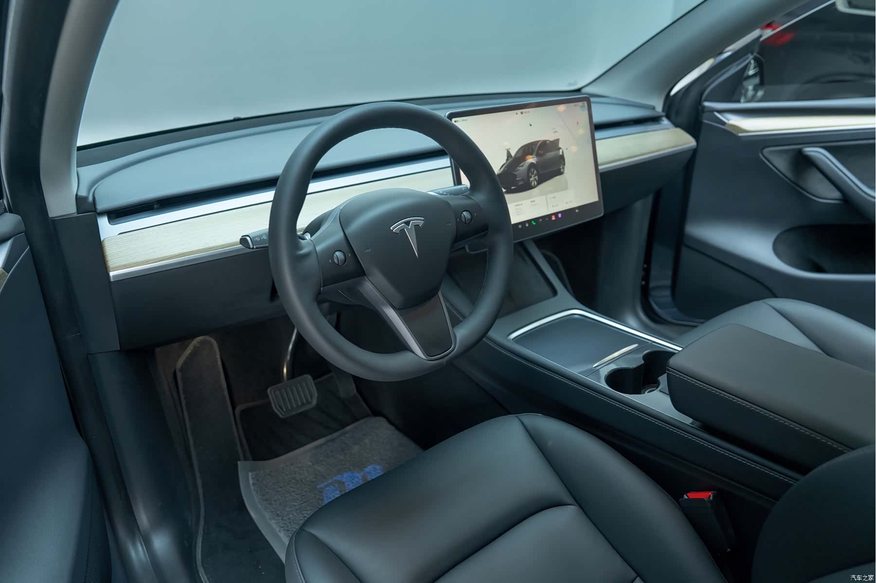 Tesla Model Y, 2022 9