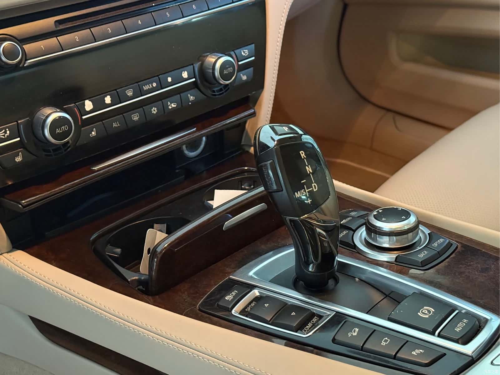 BMW 7 Series, 2010 7