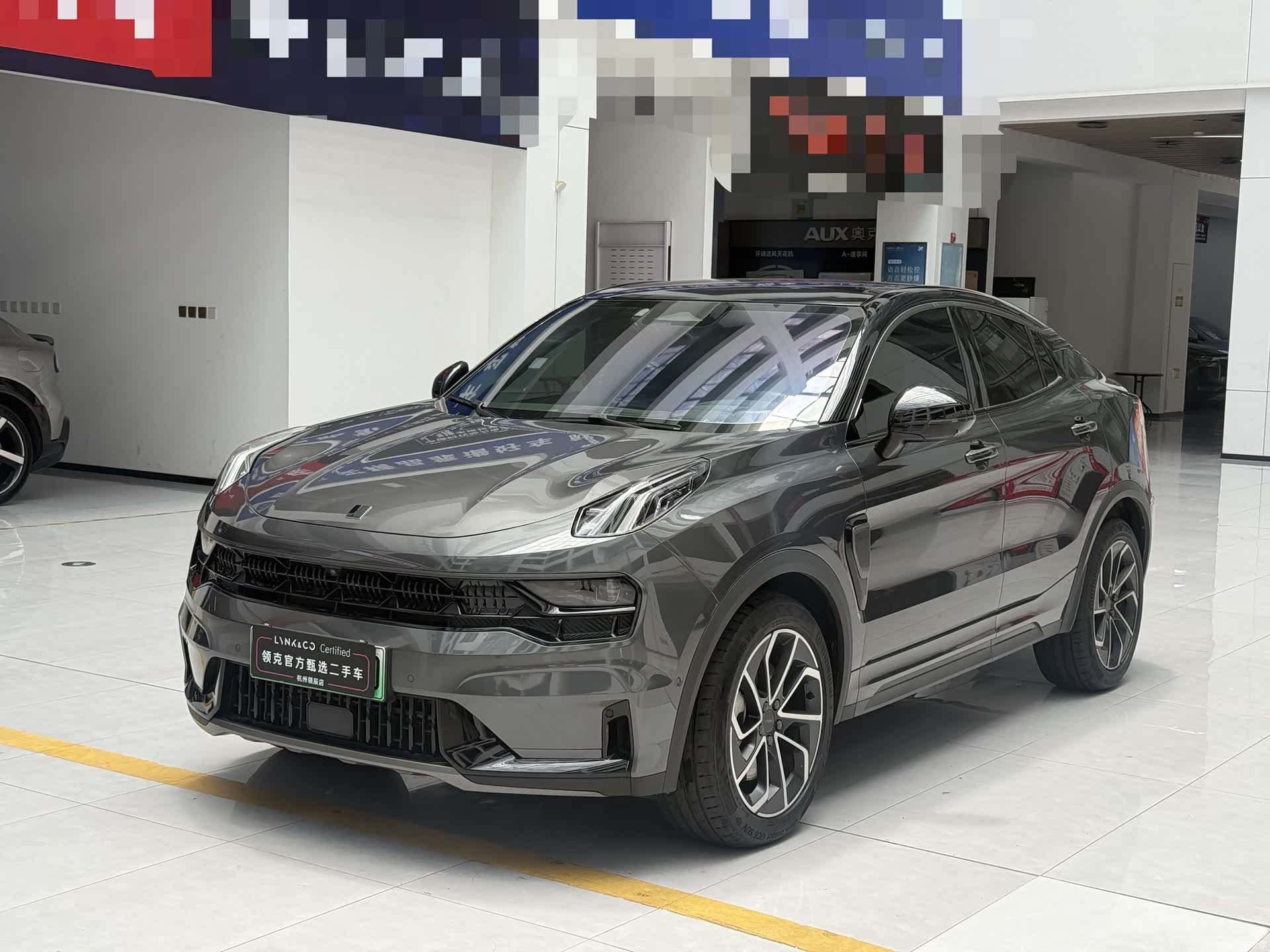 Lynk & Co 02