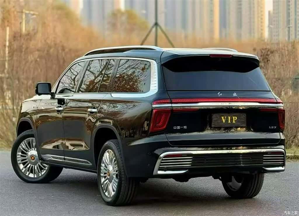 Hongqi 4, 2025 4