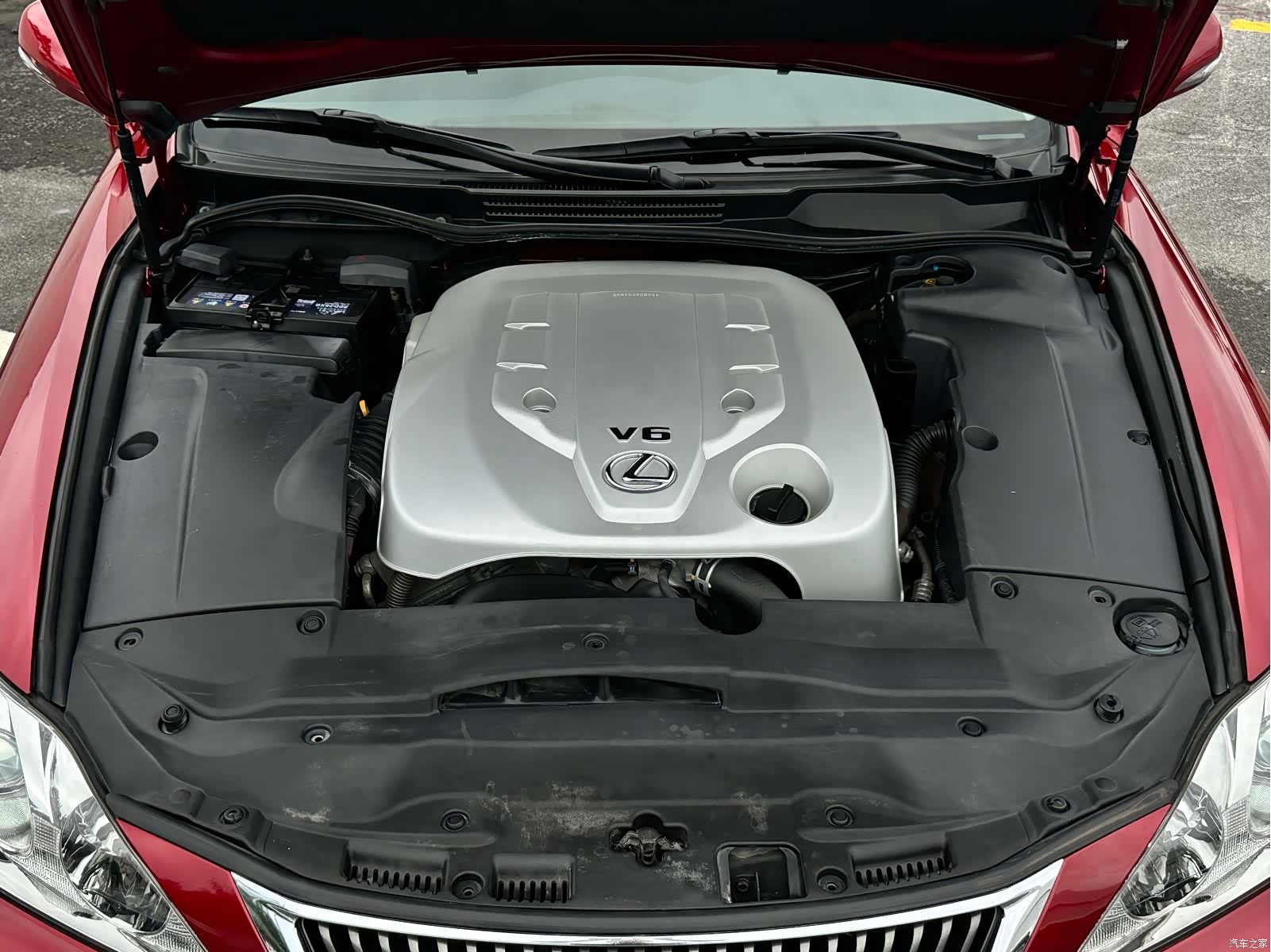 Lexus IS, 2010 11