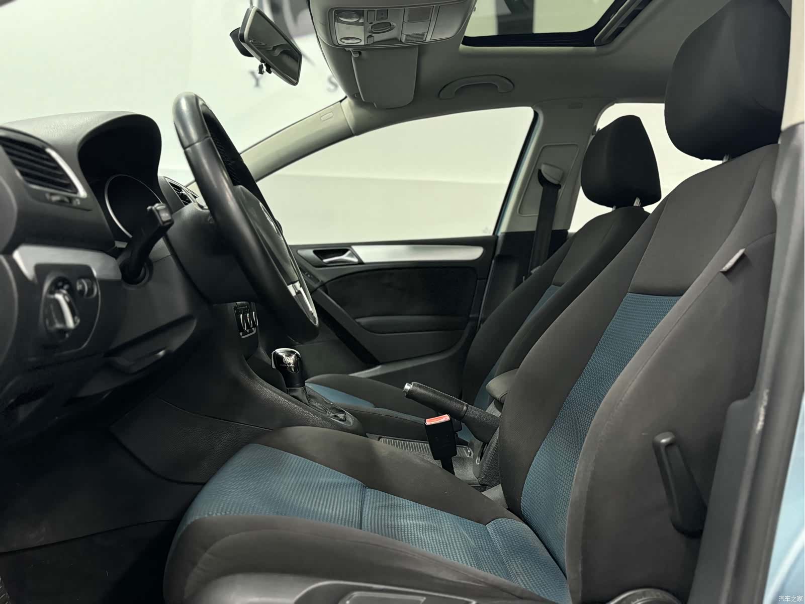 Volkswagen Golf, 2012 все фото
