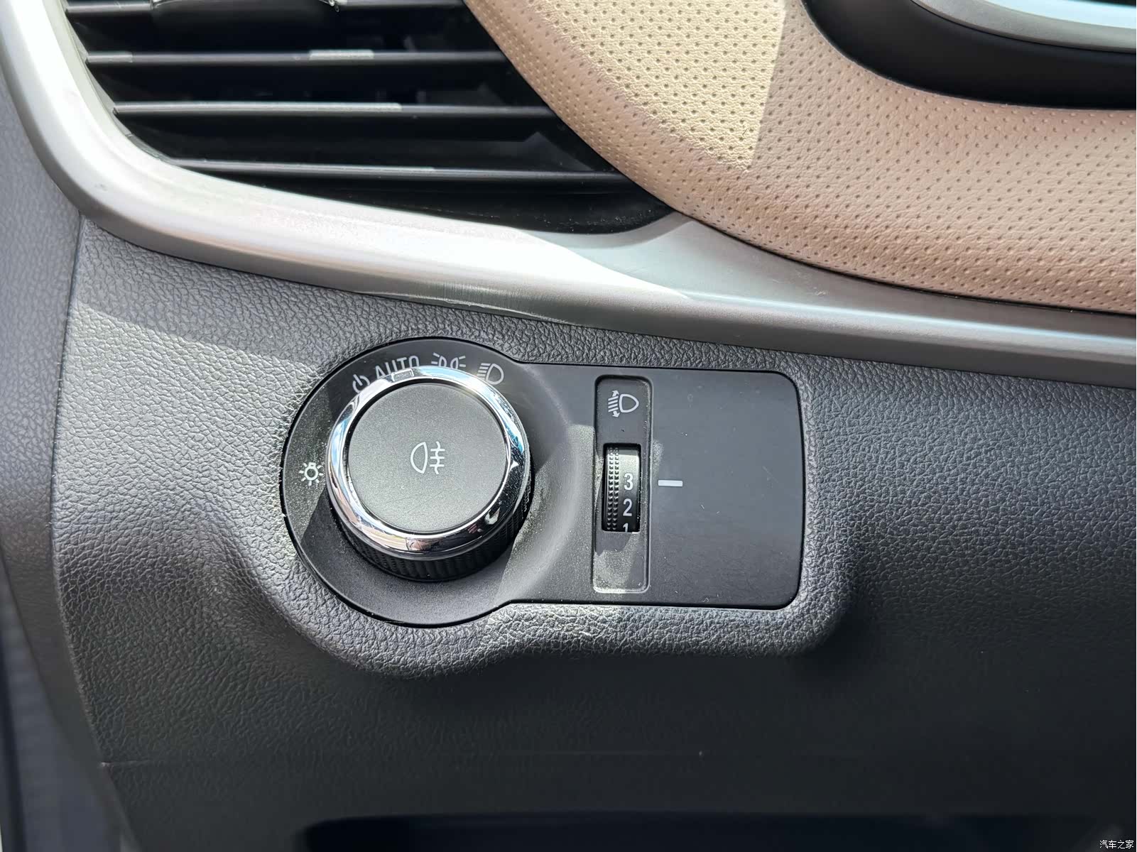 Chevrolet 320, 2021 10