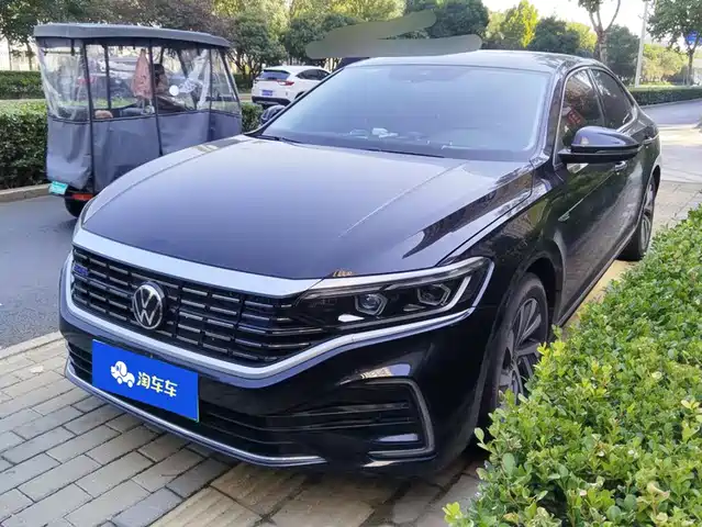 Volkswagen Passat PHEV 2022 — купить из Китая под заказ