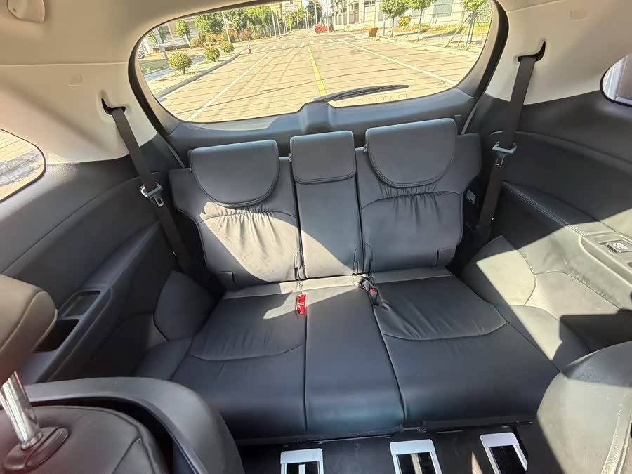 Honda Elysion 2024, фото 9