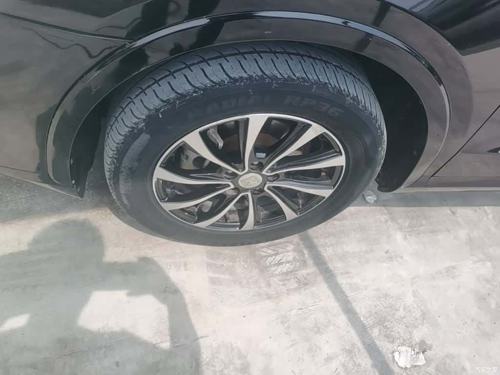 Zotye SR7, 2017 23