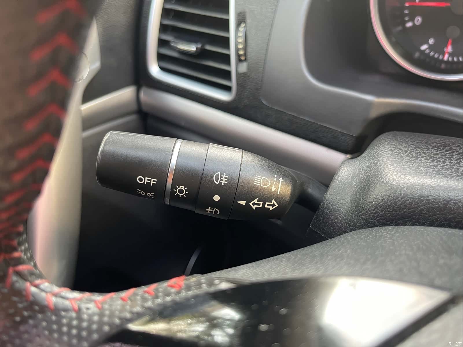 Haval M6, 2017 25