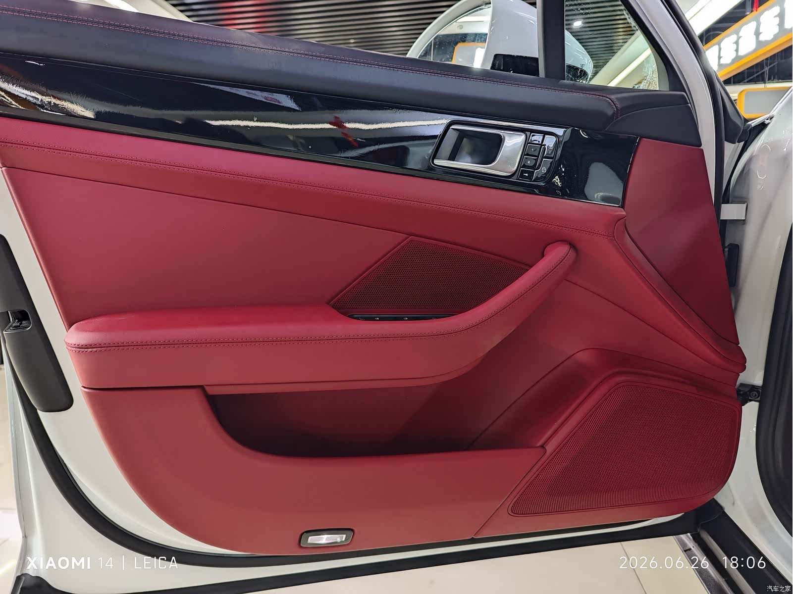 Porsche Panamera, 2019 все фото