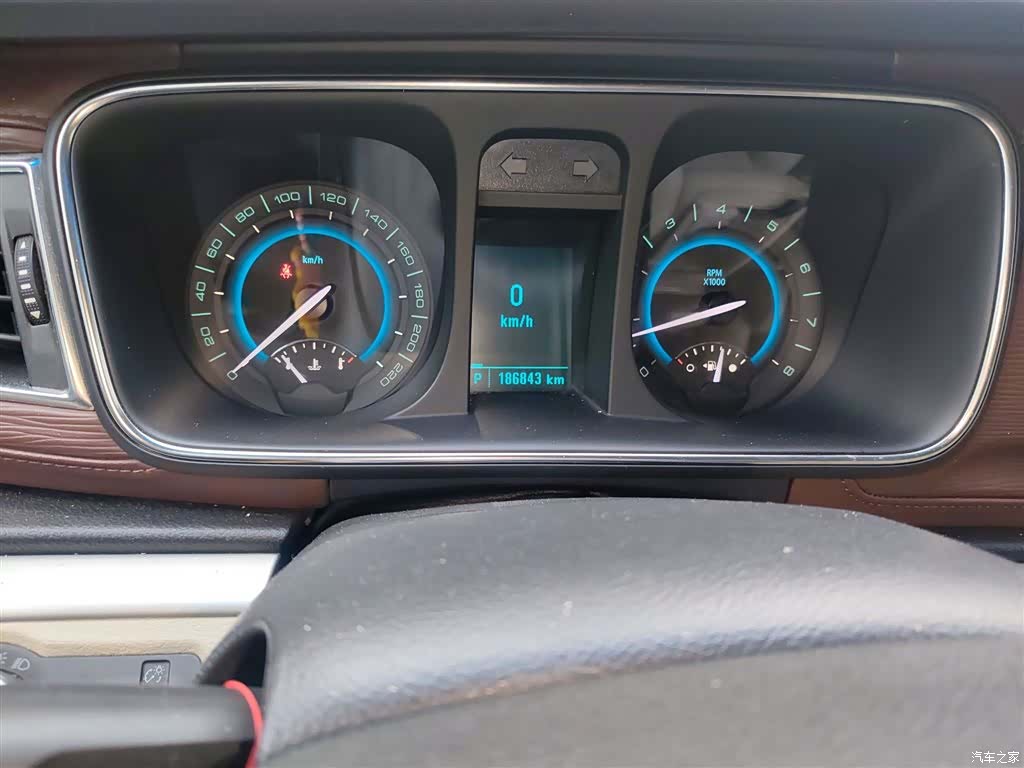 Buick GL8, 2016 все фото