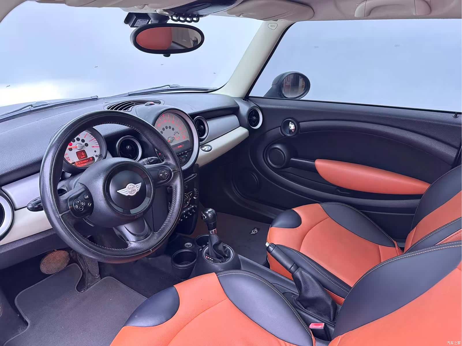 Mini Cooper, 2012 4