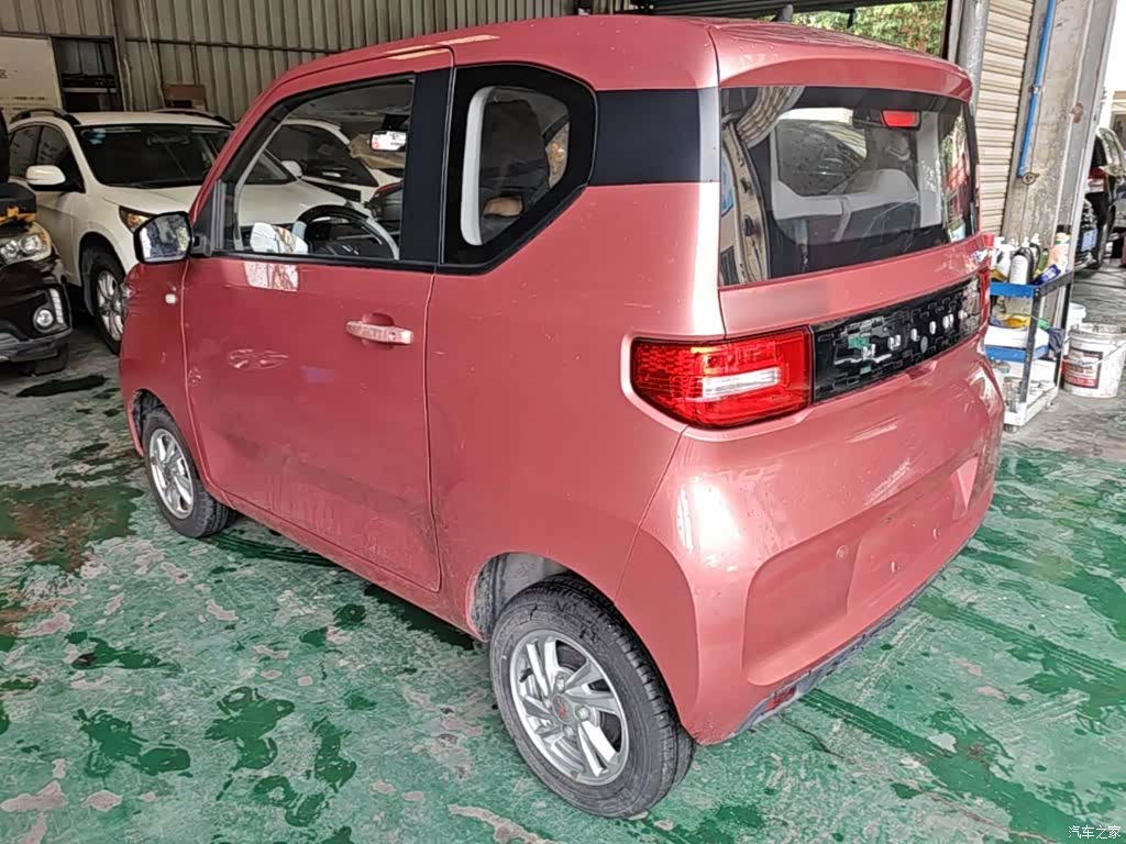 Wuling MINIEV, 2021 все фото