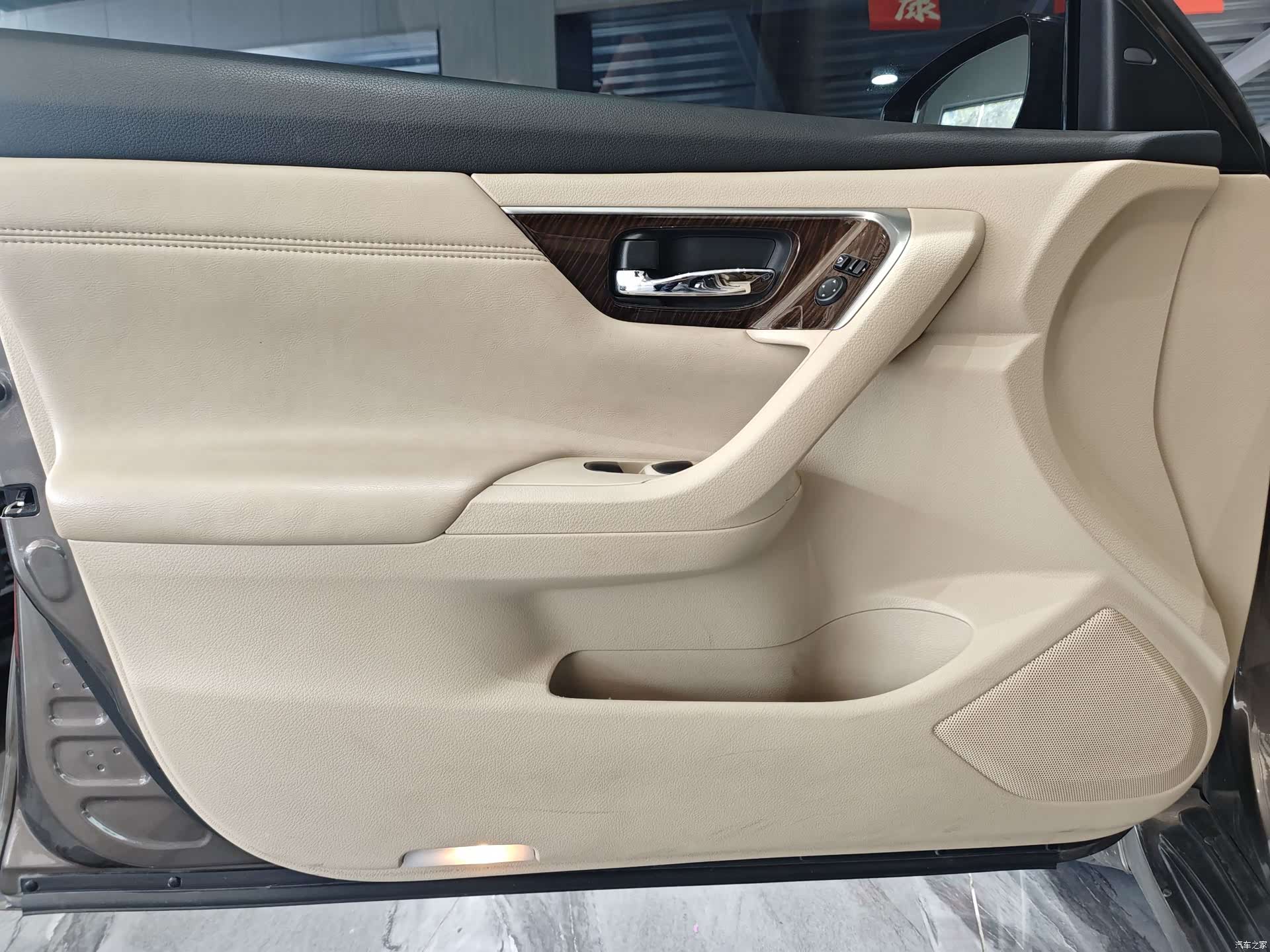 Nissan Teana, 2015 4