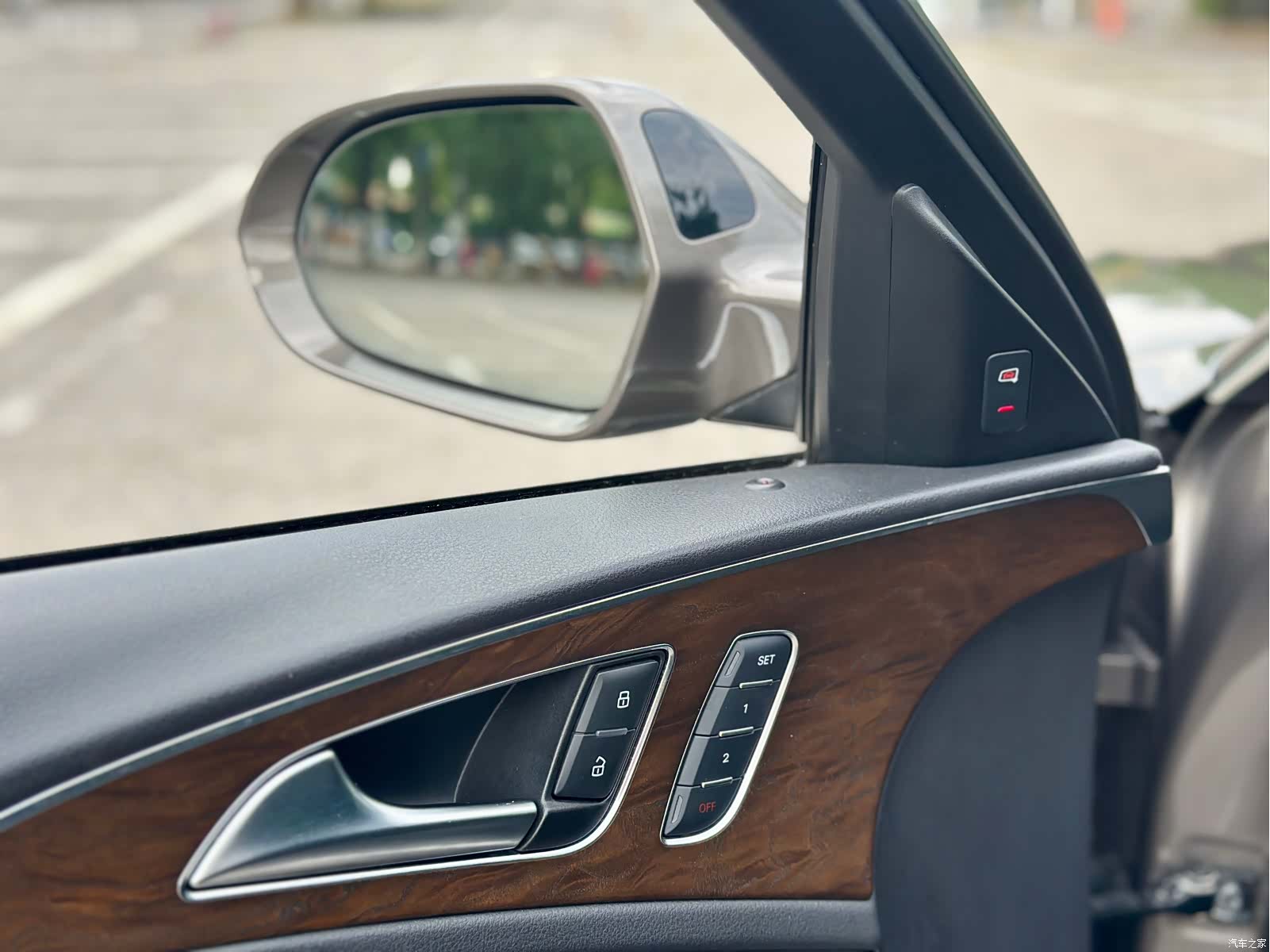 Audi A6L, 2012 20