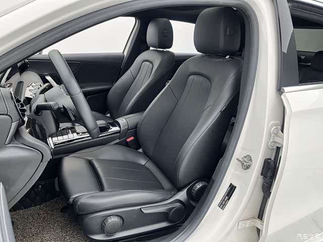 Mercedes-Benz A-Class, 2020 18