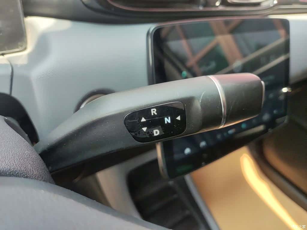 Leapmotor T03, 2021 14