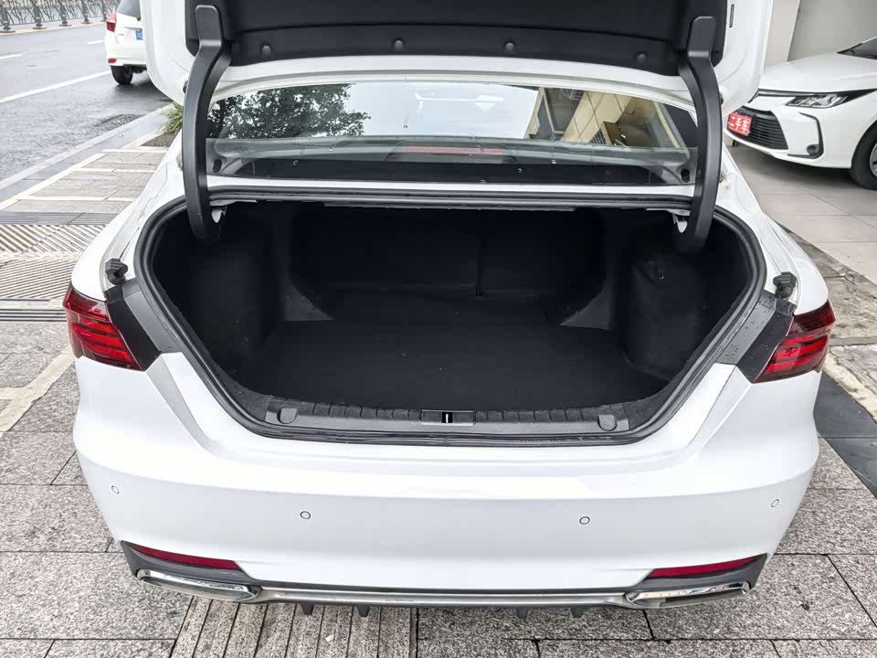 Geely Binrui