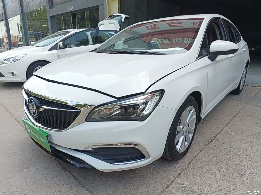 Buick Verano, 2019 1