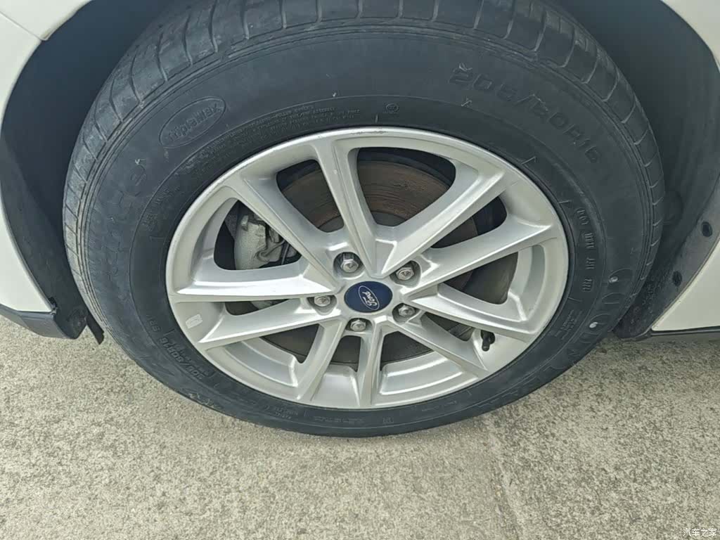 Ford Focus, 2016 23