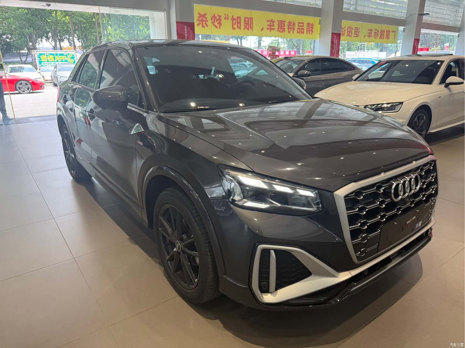 Audi Q2L, 2022 3