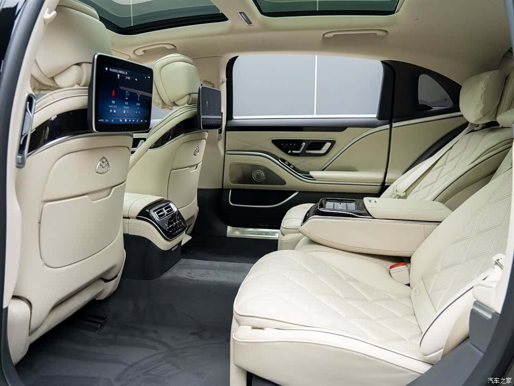 Maybach S-Class, 2025 12