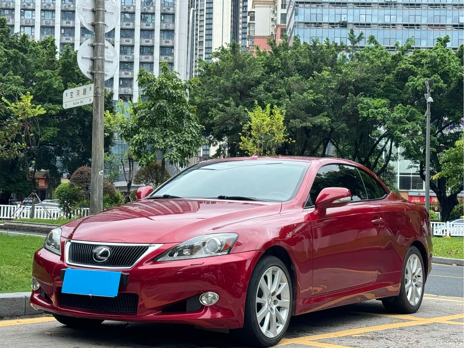 Lexus IS, 2011 1