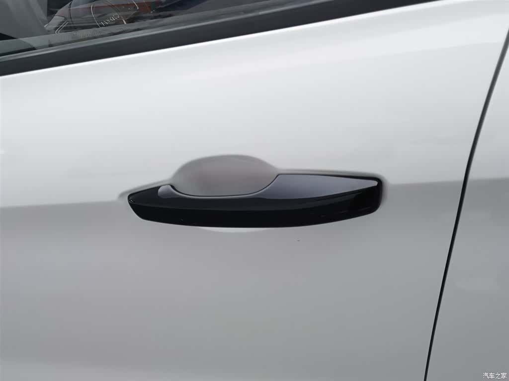 Lynk & Co 02, 2024 18