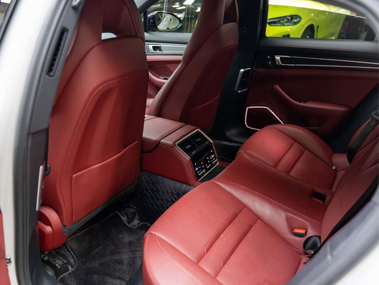 Porsche Panamera, 2023 18