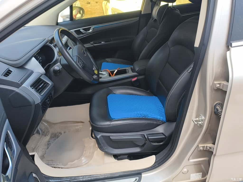 Geely Emgrand, 2018 8