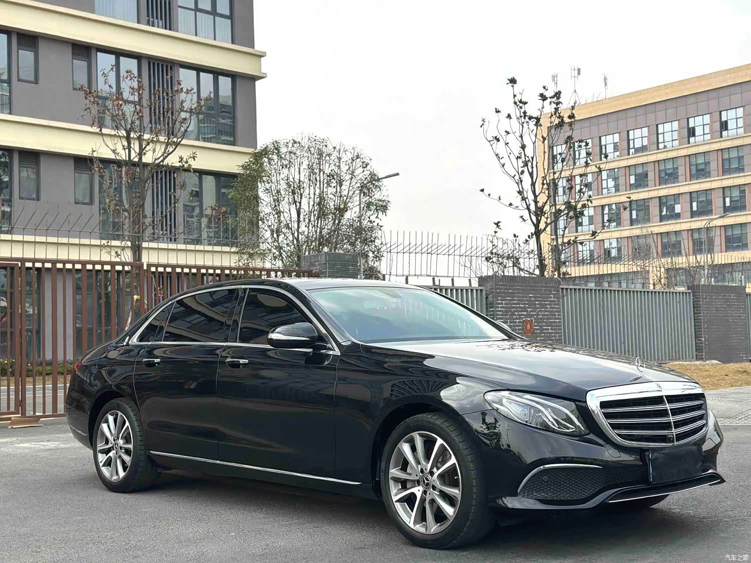 Mercedes-Benz E-Class, 2018 3