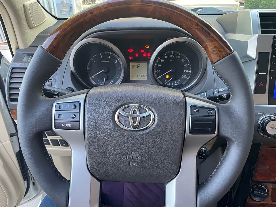 Toyota Prado