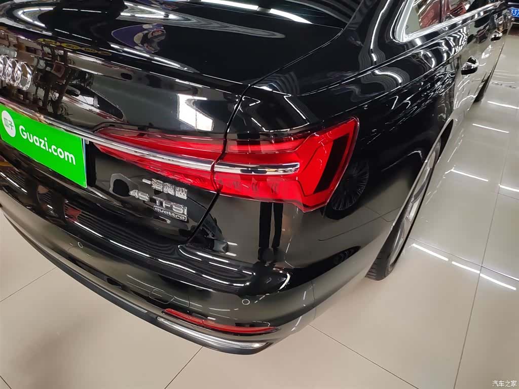 Audi A6L, 2019 8