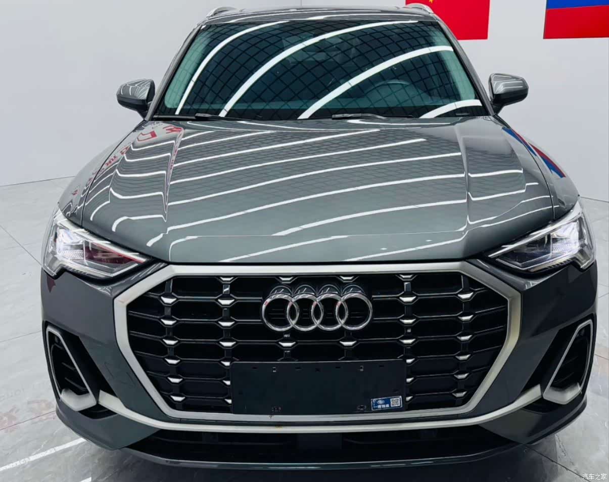 Audi Q3, 2022 2